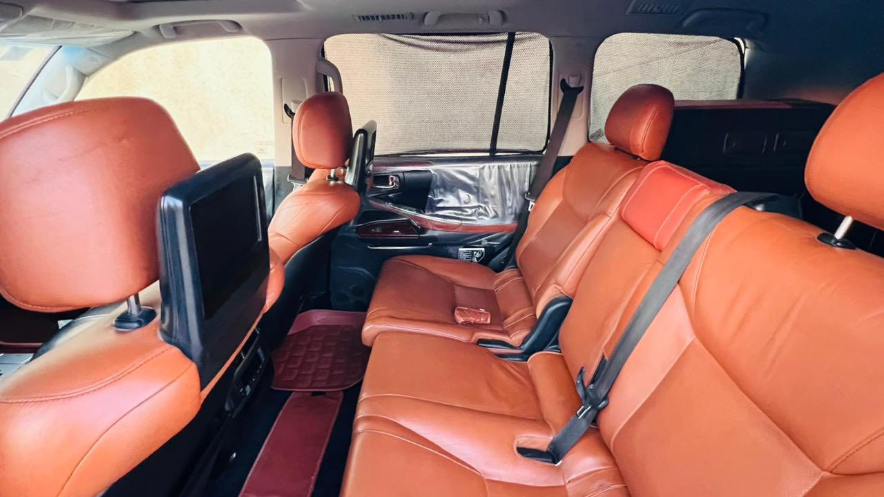 لبيع لكزز موديل ١٣ كفاله عامه من صبغ وتكحيل رقم بغداد مشروع وطني سنويه ٢٨ بسمي شخصيا ماشيه ١٤٤ ستخدام شخصي شراي يتصل ***********
