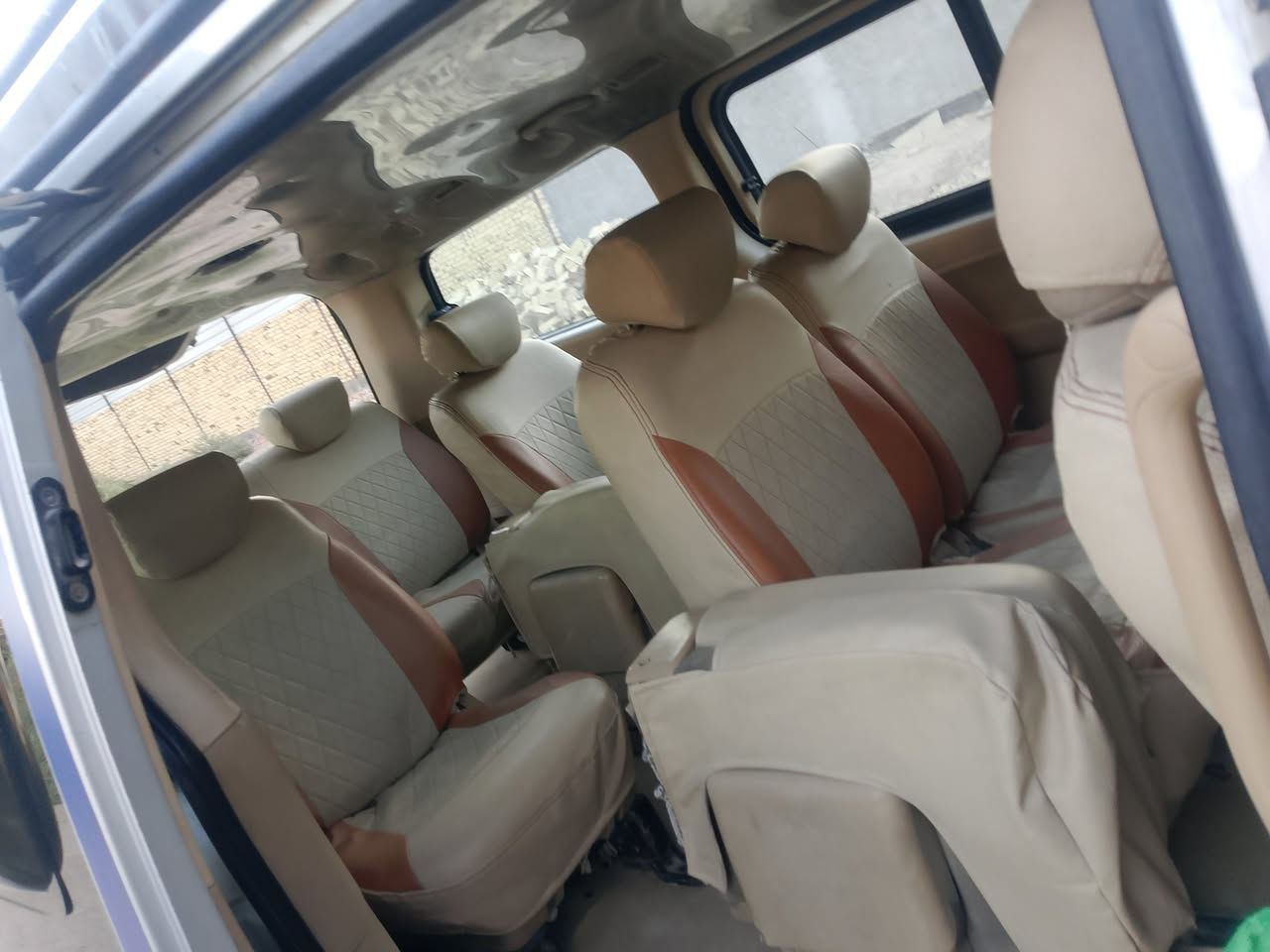 ستاركس مفتوح محورة مسكر مكفولة ماعدا الجنطةمبدلة ***********اتصل وبيك خير وتدلل
