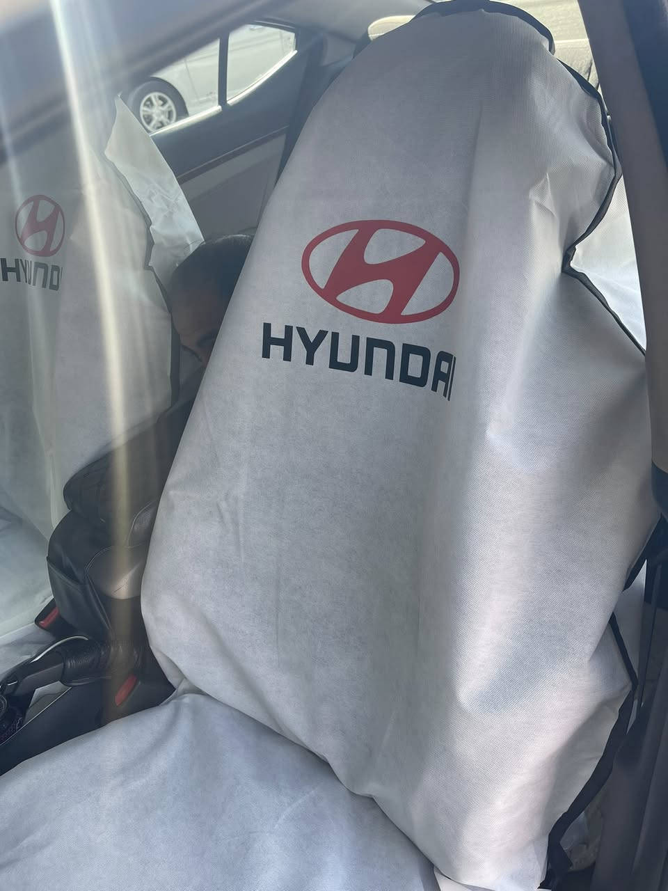 اسلام عليكم الانترا 2018خليجي 
بسمي فتحة سقف
حساس خلفي 
شاشة كامرة زنون LED
سعر 147$
غير متواجت عل نت 
***********
