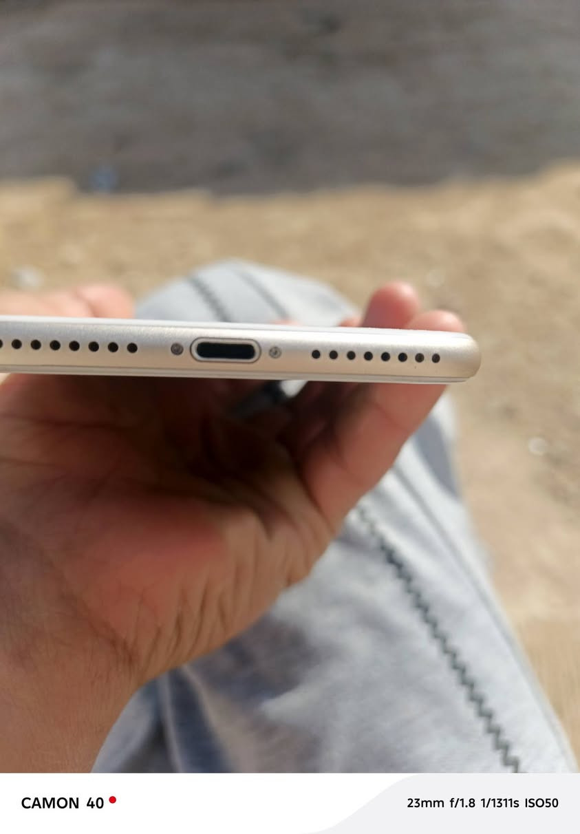 سلام عليكم
مدري شدست بي وحولت. اجنبي 
سيمكرت شغال البصمه شغاله 
شاشته مفطوره. وتعلك شويه 
غيم وللعافيه العنوان بغداد مدينت الصدر


**إذا كنت صاحب هذا الإعلان وتريد حذفه لأي سبب، رجاءا أرسل رسالة إلى الدعم الفني**