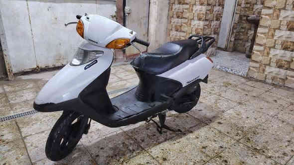 سلام عليكم سبيسي ياباني للبيع مفتوحه رايمر كفرات ابو الختم
كهربائيات شغاله السعر 550
***********
