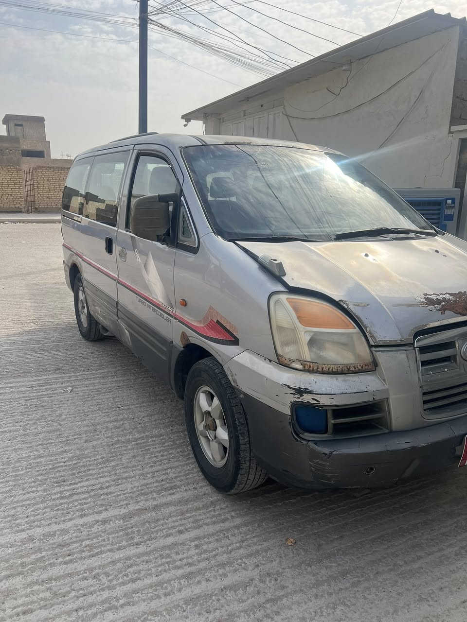 ستاركس 2004 رقم واسط بجم منغولي بلادي مو تحديث بيها بس صفحه السايق مصبوغه 
قماره تكم كله بلادي  سنويه محدده مشروع وطني تحويل ثاني يوم 
مكاني الصويرة سعرها ٥٨ 
رقمي ***********
