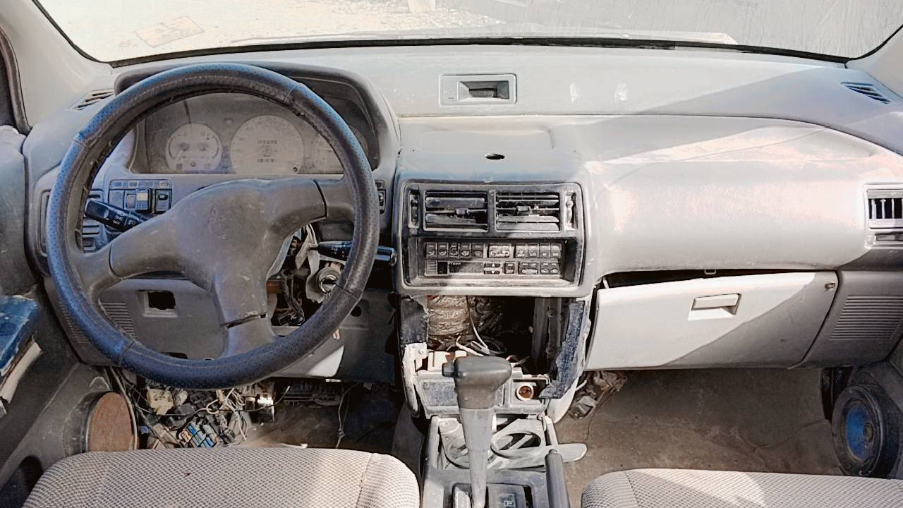 ميسبوشي  اوتوماتيك مكينه كورولا   السعر 10 $***********
