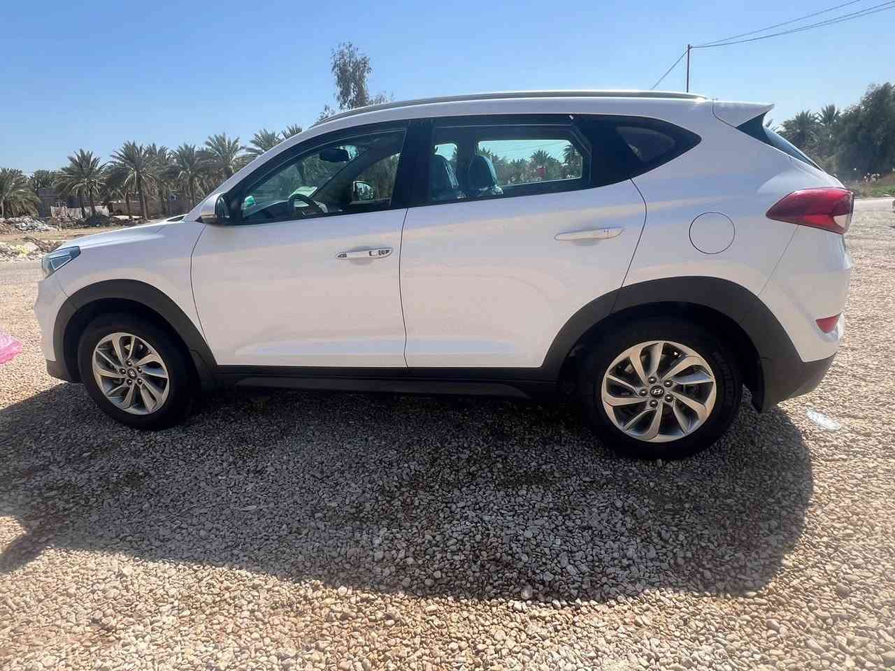 سلام عليكم ورمضان كريم
توسان2016خليجي كفاله عامه 

جديده وجاهزه السياره على اخر حبايه  رقم بابل تحويل مباشر ًبيع او مراوس 

مكانها الحله قرب كراج الموحد 

***********
