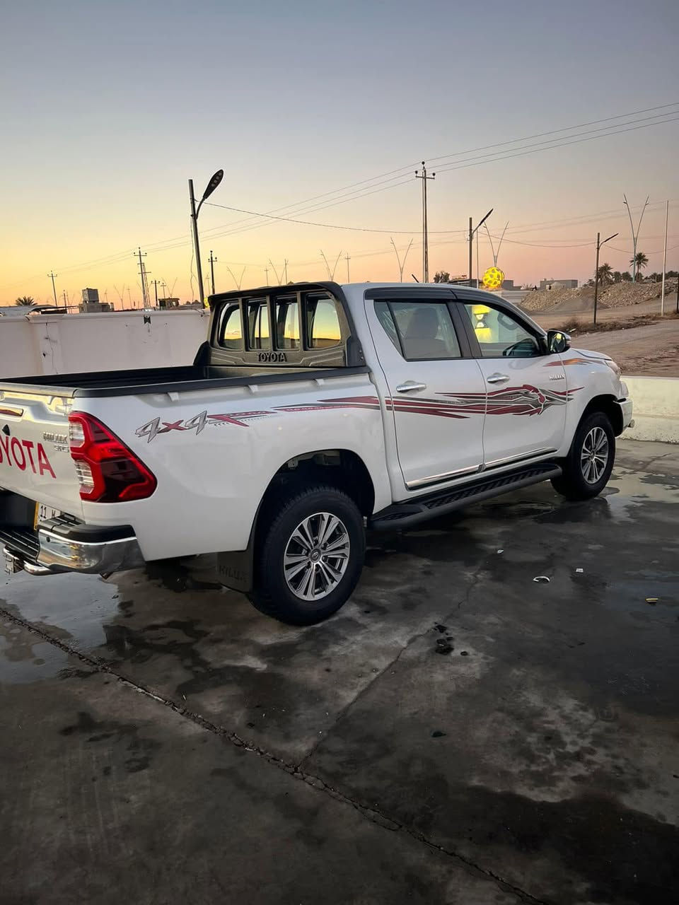 للبيع تيوتا هايلوكس فورويل سعودي فول مواصفات بصمه موديل 2024 ماشيه 30الف السياره كفاله عامه رقم بغداد الجديد تحويل ثاني يوم مكاني الانبار الرمادي سعرها 350وبيها مجال 

‭0783 281 7280‬
