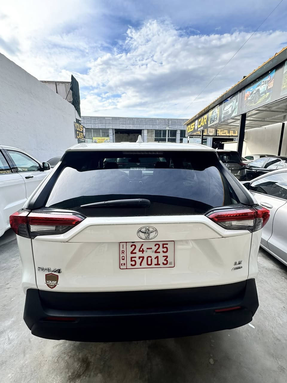 RAV4/ 2023 LE  
 صور الحادث مرفق بالمنشور 
جاملغ و الباب صبغ بدون دواخل 
إرباكات صفحه مفتوحة 
المواصفات : LE
دبل اكسل A W D 
‏‎شاشة   
‏‎كاميرة
اوتو هولد (𝐀𝐮𝐭𝐨 𝐇𝐨𝐥𝐝)  
اوتو ستارات (𝐀𝐮𝐭𝐨 𝐒𝐭𝐚𝐫𝐝) (تحديد مسار)
‏‎(نقاط عمياء)
توقف ذاتي 
‏‎رادار امامي
‏‎رادار  خلفي
رادار جانبي 
نظام (𝐄𝐜𝐨)
نظام (𝐍𝐨𝐫𝐦𝐚𝐥) 
نظام (sport)
السعر 195$✅✅
‏‎تفاصيل اكثر
***********واتساب☎️☎️
