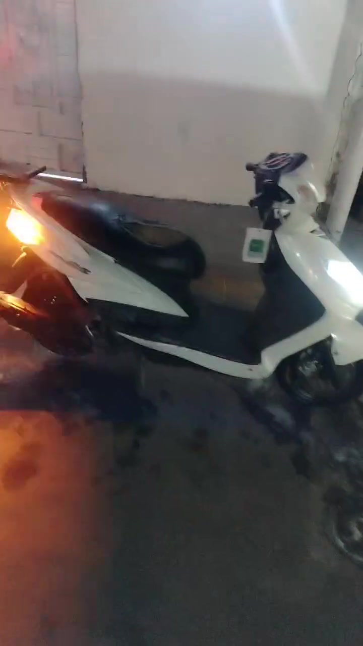 سلام عليكم سكنس فحل للبيع 900 وبيه مجال رقمي *********** العنوان الشعب
