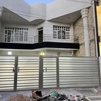 دار 150 متر للبيع 7.50 مدخلين يحتوي  على هول صالة منور  مطبخ وخدمات عد...