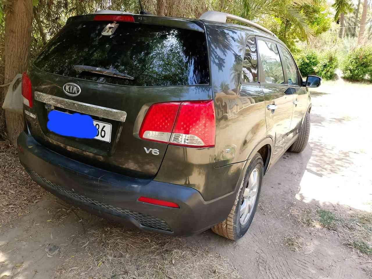 السلام عليكم
سيارة سورنتوا للبيع موديل 12 محرك 6 سلندر وارد امريكي رقم بغداد بأسمي 

مواصفات ..شاشة، كاميرا ،حساسات خلفيه ،سبعة راكب ،مكينة دوش تخم تاير جدد ضررها اربع قطع (جاملغين اماميات وباب الصدر وبنيد )  والباقي سليم سيارة صافية وحلوة وربع متخلي عليها جاهزة من كلشي
 
السعر. 145 وبيها مجال للطيبين حگ الجية 

العنوان .. كربلاء الحسينيه الابراهيميه 

رقم الهاتف (***********)
