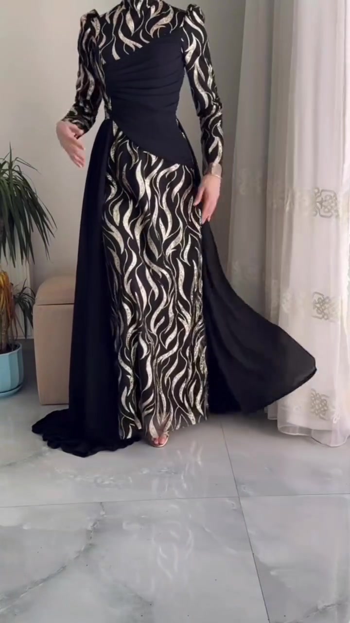 ✨ بعد العيد… الأناقة إلها عنوان ✨
مجموعة فساتين الصيف وصلت 🌸
تصاميم راقية ولمسات أنثوية لكل مناسبة 💫
👗 قصّات أنيقة تبرز جمالك
🌷 ألوان صيفية ناعمة وخامات فخمة
✨ تفاصيل مميزة تخليك محطّ الأنظار
احجزي فستانك من الآن قبل نفاد الكمية 🤍
وخلي حضورك يحكي عنك بكل أناقة 💃
📩 للحجز والاستفسار تواصلوا خاص


**إذا كنت صاحب هذا الإعلان وتريد حذفه لأي سبب، رجاءا أرسل رسالة إلى الدعم الفني**