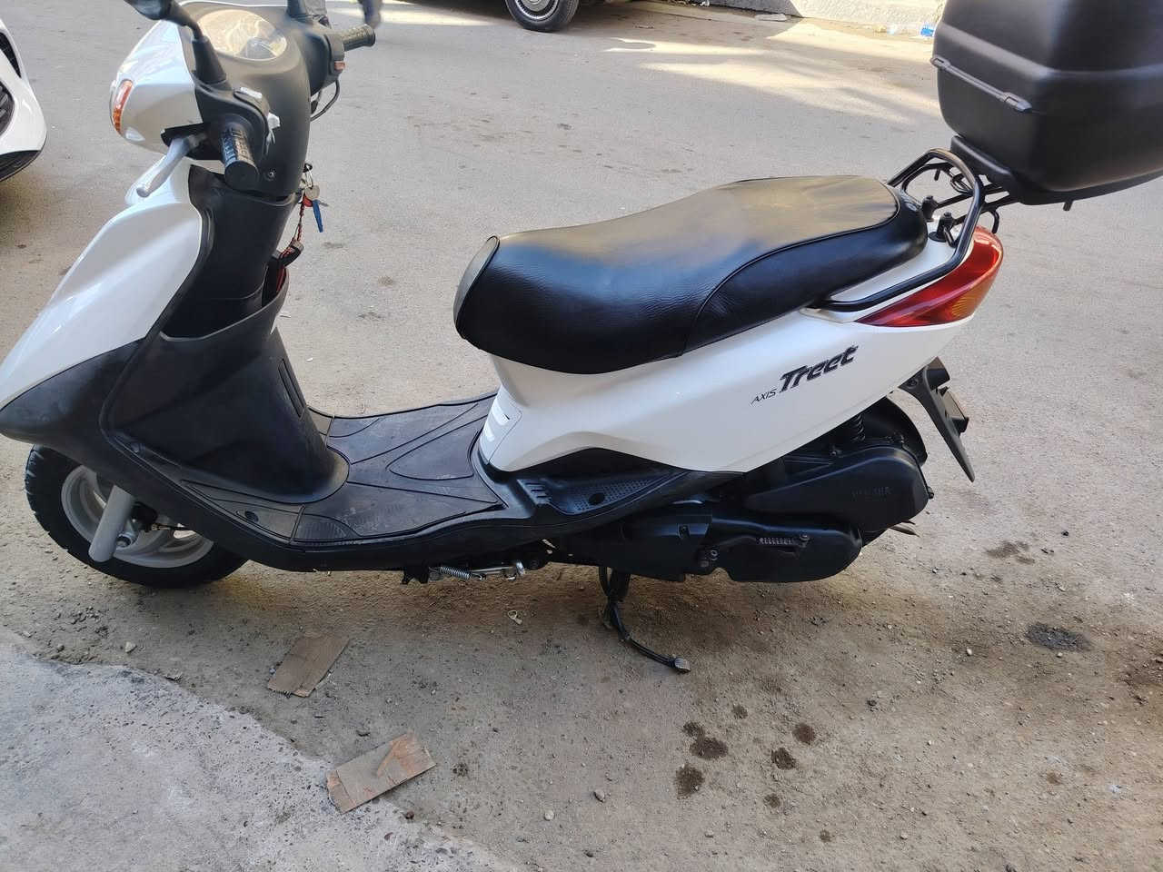 السلام عليكم اكزز ياباني دراجة جديدة لوك برغي ما مفتوح بيهة جيب فيتر وتعال صار شهر من مزلهة من الرمبة السعر ٩ هاتف ***********
