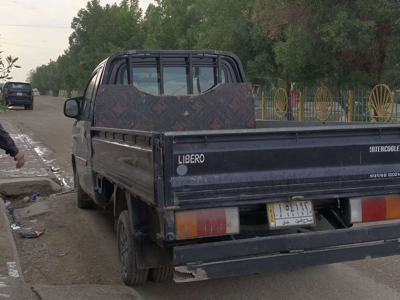 هونداي ليبرو موديل 2000 كير مكفول محرك ستاركس  جديد اكسل كاردن كله جديده السياره ما متعوبه بس بيها طخه عكس السايق الماك الاول اله ابوي استلمها عله ايدا والهذا  اليوم  سنويه لل31 بسمي سعرها 85 وبي مجال مكانها واسط قضاء الزبيديه ***********
