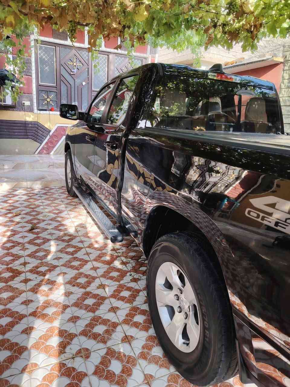 سلام عليكم ورحمة الله وبركاته للبيع اوالمراوس حسب القناعه دوج رام بك هورن موديل ٢٠٢٢ رقم بغداد تحويل مباشر نص فول ماشيه ٦٠ بسمي حادث بسيط جداً باب البدي الخلفي مبدل ابلادي ملاحظه السياره جديده وشراي يتصل على رقم ***********
