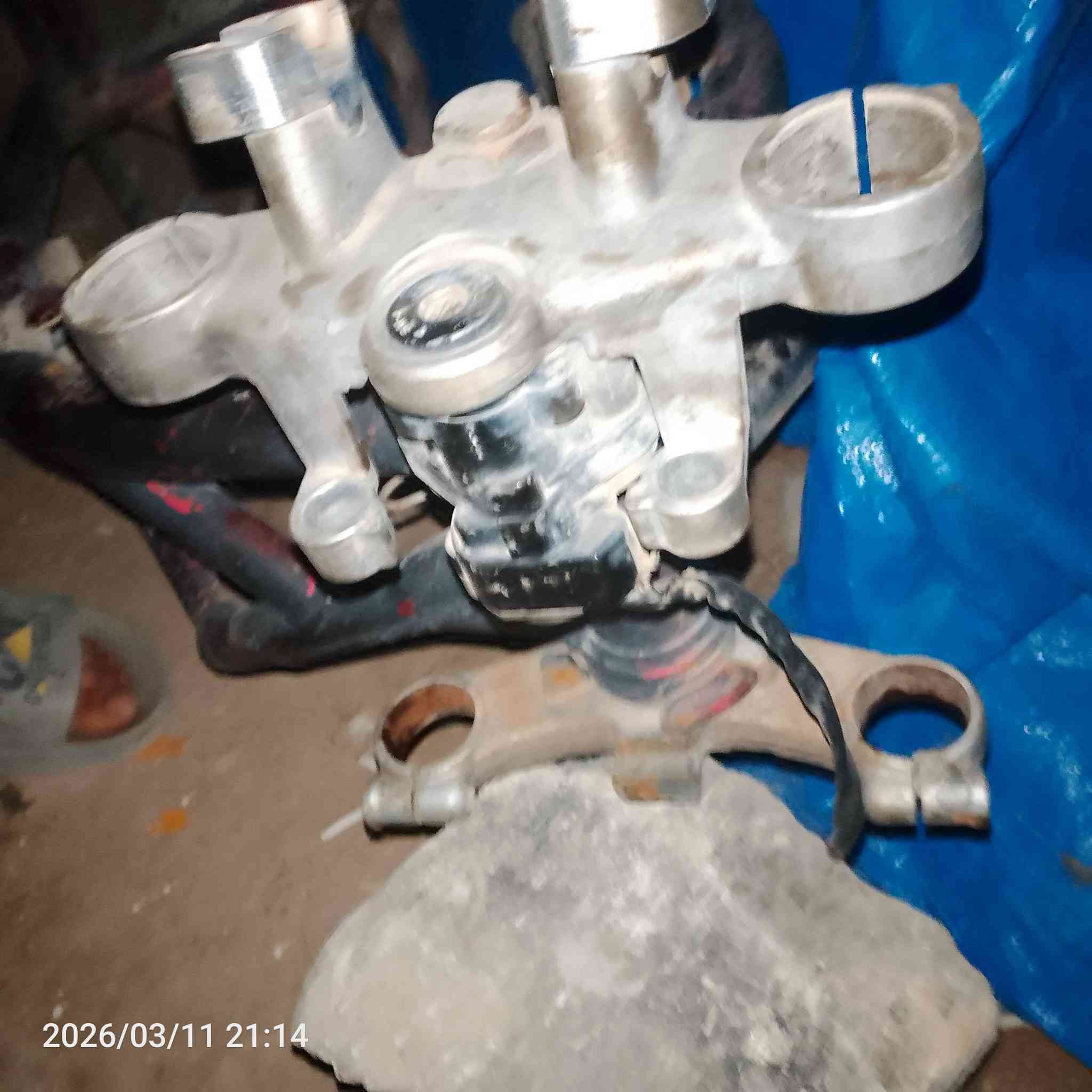 سلام عليكم ورحمه الله من رخصت الادمان للبيع غراض بطح بانده نضاف شتريد اكو من وياله ضفيره حساسات محرك شاسي  او للبيع شلع سعرن 200الف وبيه مجال بسيط كلش بيس سعر كلش كلش مناسب عنوان كربلاء المقدسه لا يوجد توصيل للاستفسار خاص او اتصل على الرقم *********** واتساب خط معلق
