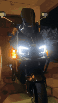 دراجة صاعقة • ٦ بطاريات • ٨٠كم/شحنة