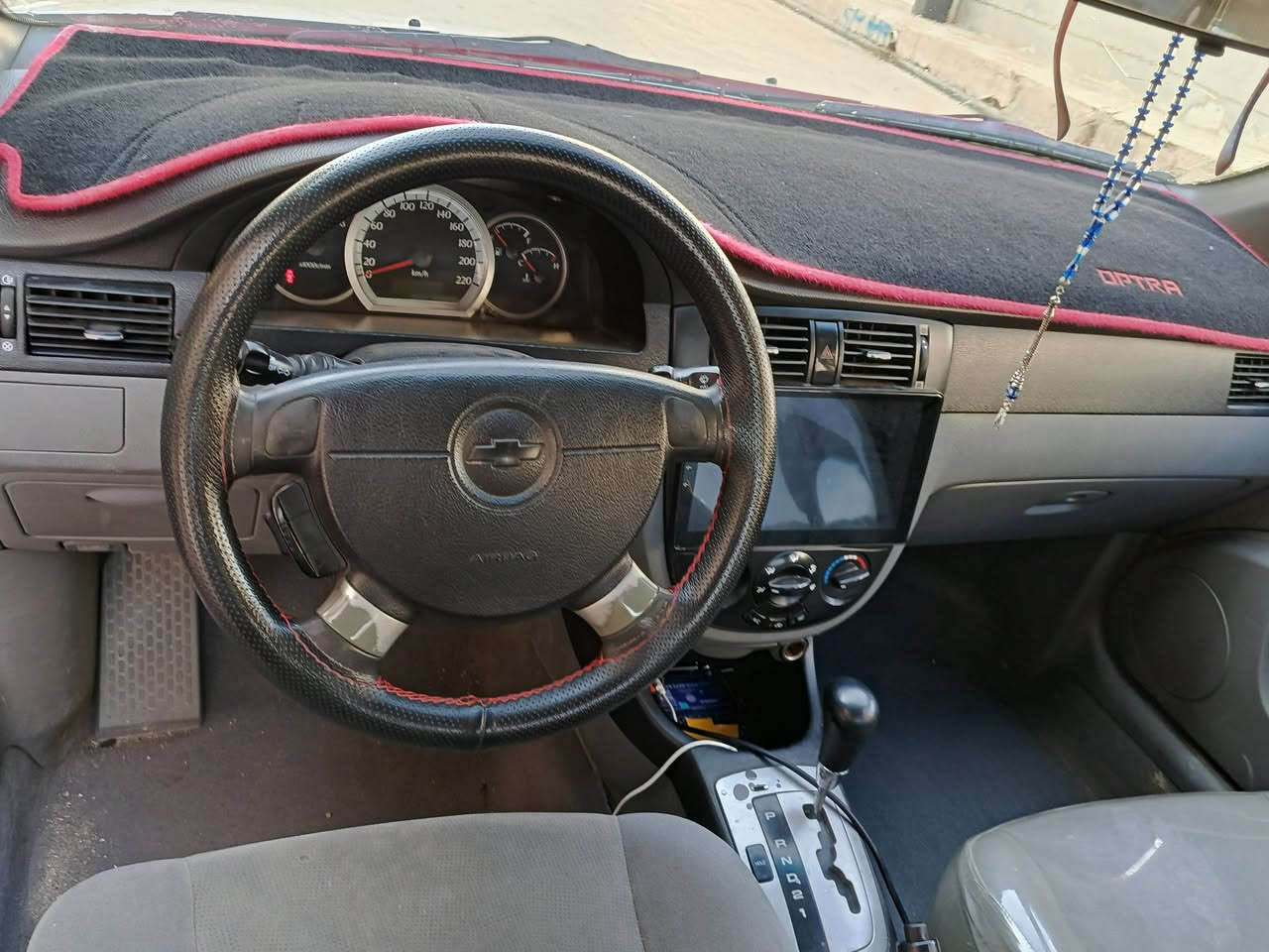 السلام عليكم
اوبتره موديل 2010
بس بونيد صابغ بدون دخال
كاربون بنزين
رقم جديد
تبريد شغال
كير اوتوماتيك
طخم تايرت
السعر 93
***********
*********** اخون ما اجوب عل فيس
