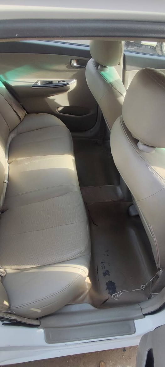 السلام عليكم ورحمه الله وبركاته
سياره بي واي دي 2016 للبيع 
خصوصي اوتوماتيك 
بأسمي بنفس اليوم اداورلك 
مكفوله من الكص والصبغ 
سيارة نضيفة كلش 
للتواصل ***********
