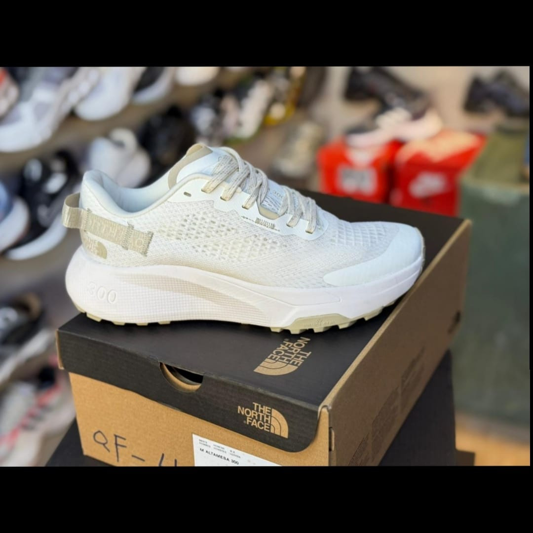 🔥💎👟The North Face 👟💎🔥
📍جمله فقط 🤚🏻 
📌قياسات40-45
توصيل لكافة محافظات سوريا و العراق 🚕
لتواصل والحجز تواصل على واتساب 📞📱 
واتساب 📞 009647502019105 📞 
#سوريا #العراق #جملة #مودل #جديد #ستايل #احذية #توزيعات #ستايل #اطلب
