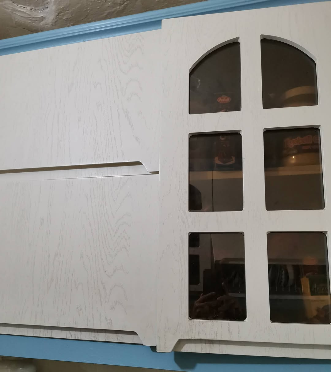 كاونتر َمطبخ جديد للبيع
 خشب داخل Mdf بلاوود وخارج خشب متر ونص وملحق سنك مرمر ومتر وملحق بي ضمان تبديل العطل السعر ٨٥٠ الف


**إذا كنت صاحب هذا الإعلان وتريد حذفه لأي سبب، رجاءا أرسل رسالة إلى الدعم الفني**