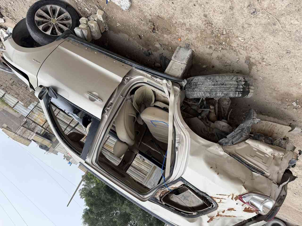 للبيع سنتافيا 2009 خليجي
محرك 6 سلندر 
رقم أربيل 
داخل بيجي 
صار بيها حادث ابيع ع وضعها 
مكاني بغداد رئاسة العبيدي 
***********
