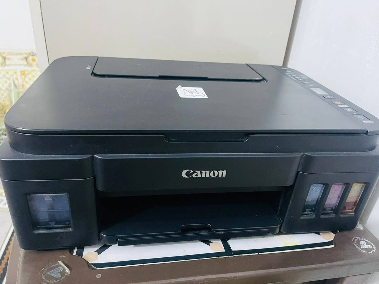 السلام عليكم طابعه  صور استنساخ ملون وعادي كانون G4311 للبيع السعر 125 التواصل ع فيس رقم الواتساب ***********
