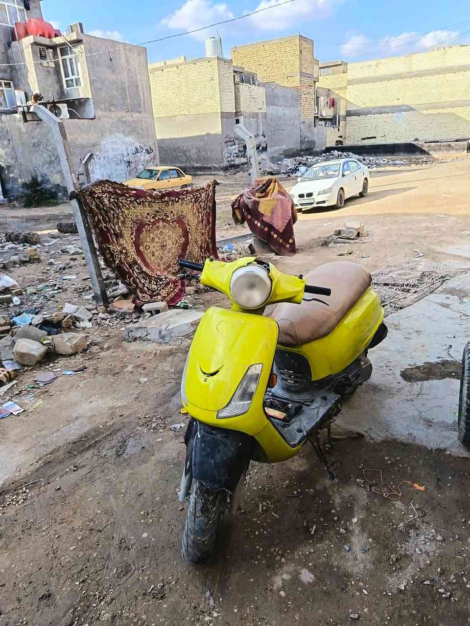 سيام. 2013  مكينه مكفوله كشر شوفة عينك السعر (275) وبيه مجال ***********
