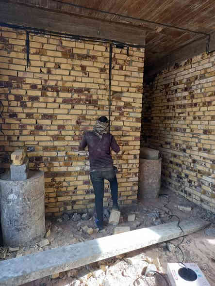 نعمل بلتقصيد  والنقد
يوجد كوادر  نجارة 🔨+ تسليح +صب +بناء 
مع عمل هياكل عضم   لكافه انواع الدور السكنيه والبنايات  
نعمل سقوف كونكريت  او بناء بلتقصيد او بنقد 
في النجف لاستفسار الأتصال بالرقم *********** يتوفر واتساب
