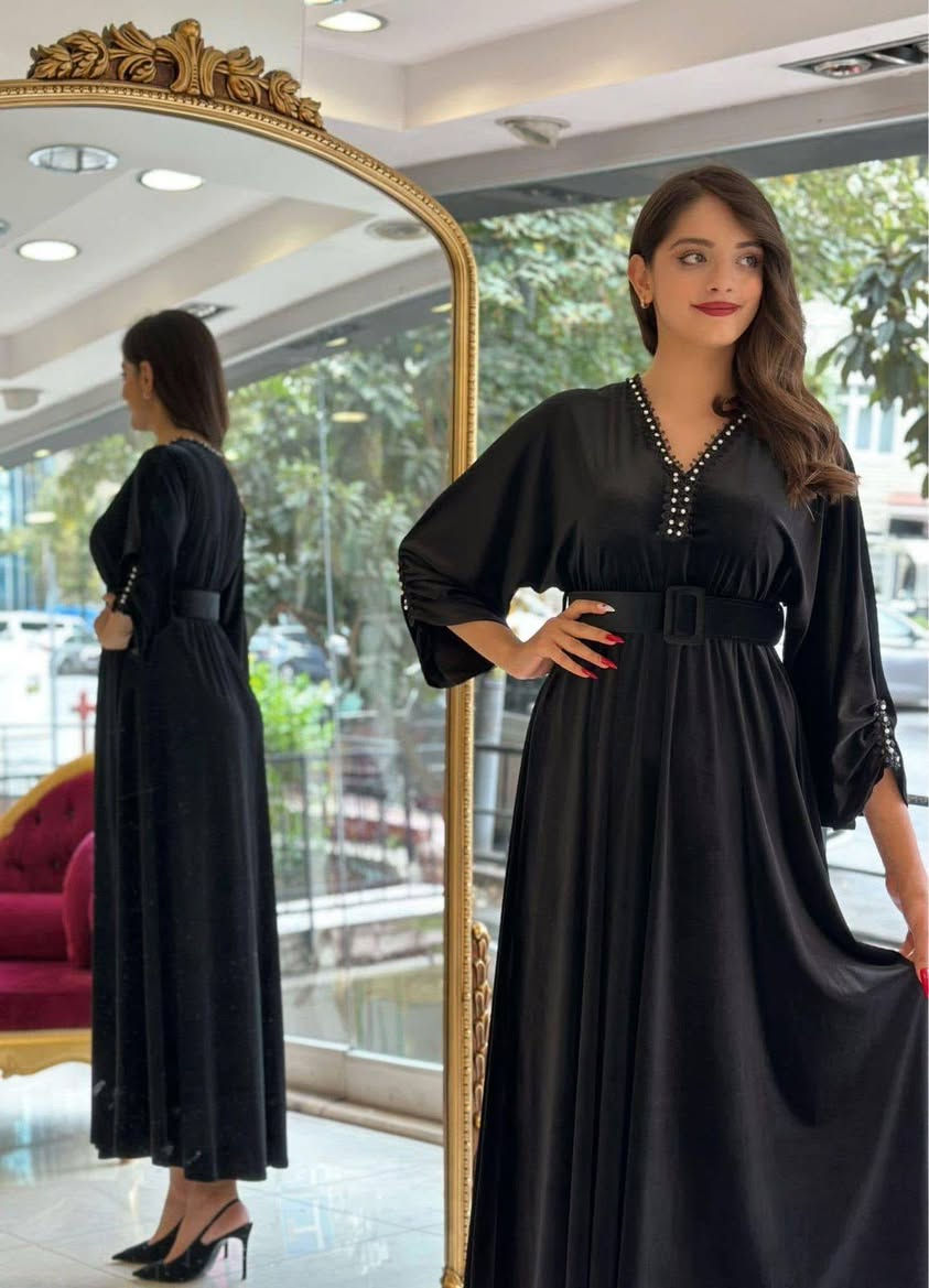 الاستفسار والحجز فقط واتساب+9647775744834
تطريز لولوه 
السعر  20
الو الاسود  متوفر  جميع القياسات من ٣٨ الى ٤٨
