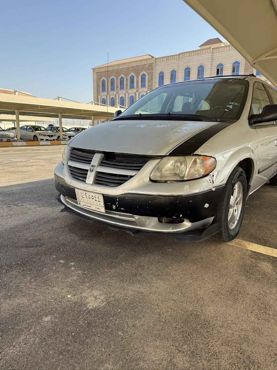 دوج كرفان 2007 طويله
كلين بدون حادث
نظافه الغرفه ١٠٠٪؜ 
تبريد ثلالث قطع شغال ثلج❄️
شاشه اندرويد + كامره
محرك 3.300 طويله
ابواب كهرباء 
كشن سايق كهرباء
تحكم ستيرن جهتين
تحكم مرايات كهرباء
تخم تاير جديد كوري
منظومه بانزين جديده كامله
قاعده فيت بم جديده 
السياره مال بيت جنيه مجهزه من كلشي على الاخر كلشي بيها مضبط عيبها الوحيد الخارج بيها طخات بسيطه وشخوط مثل ما موضح بالصور وصورها الي بامريكا مرفقه وي الصور
كير ومحرك ضمان
السعر 80 وبيها مجال للشراي والجناي 
سنويه جديده باسمي تحويل ثاني يوم
المكان بغداد حي الجامعه 
***********
