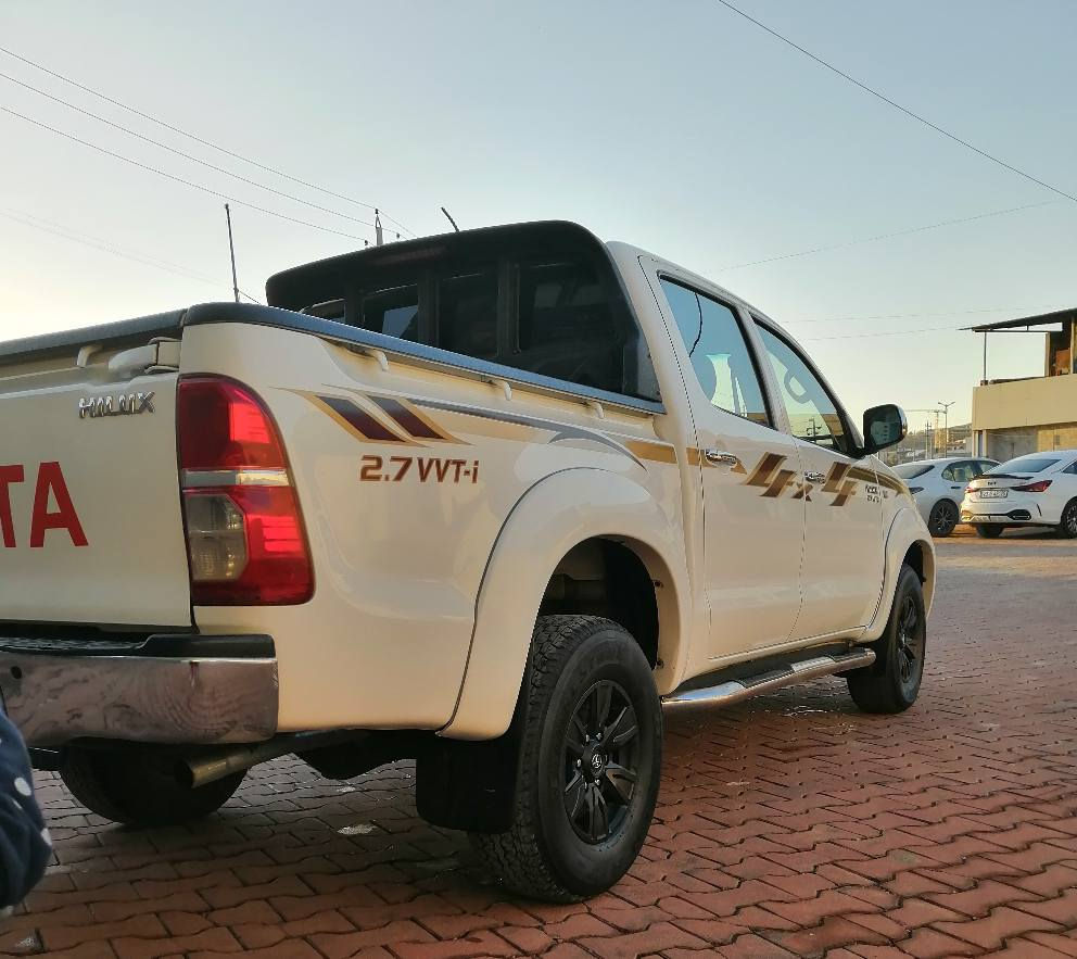 مرزیە 2009 
سعودی بتڵ 
بێبۆیاخە دوکارتی زۆر بچوکی هەیە هەموگیانی بەشەرت سەنەوی تا۳۰تازەیە گۆڕینەوەشەکەم لەسەر دڵگرتن 
*********** السليمانية, العراق
