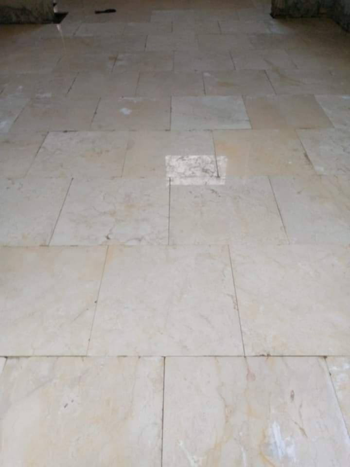 السلام عليكم خلفه سراميك درجه اولى متفرق حاليا ***********
