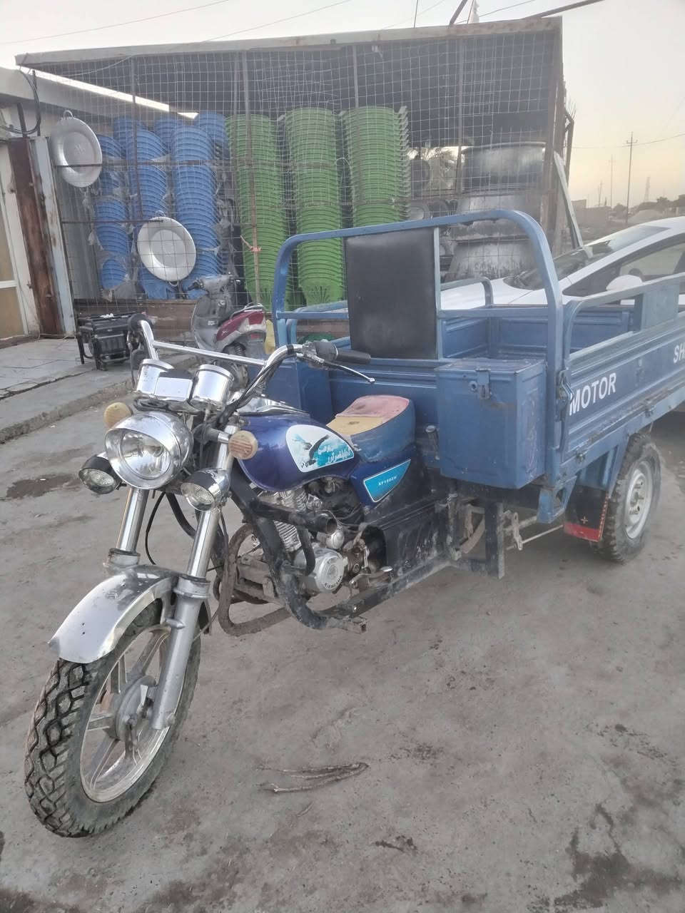 سلام عليكم ستوته للبيع مرقمه وسنويه مديل 2014 للاتصال ***********
