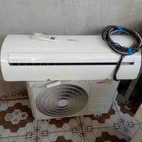 لبيع طن ونص كلش جديد سعر 200قفل لطيفيه 07819939573