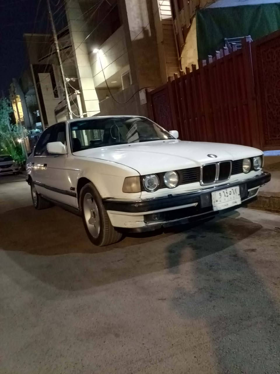 السلام عليكم BMW730موديل1987 سنويه لل 28مصبوغة حزام بدون ضربة كير مكفول مكينه بيه نضوح دهن غرفه جلد اسود كهرباء سياره يحتاجلها ترتيبات بيها نقوصات السعر36وبيه مجال العنوان بغداد حي الجهاد ***********
