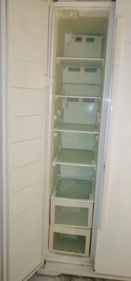 ثلاجه بيكو ثلاجه مجمده نفس الوقت ب٣٠٠ وبيها مجال تجميد فول شرط الفحص


**إذا كنت صاحب هذا الإعلان وتريد حذفه لأي سبب، رجاءا أرسل رسالة إلى الدعم الفني**