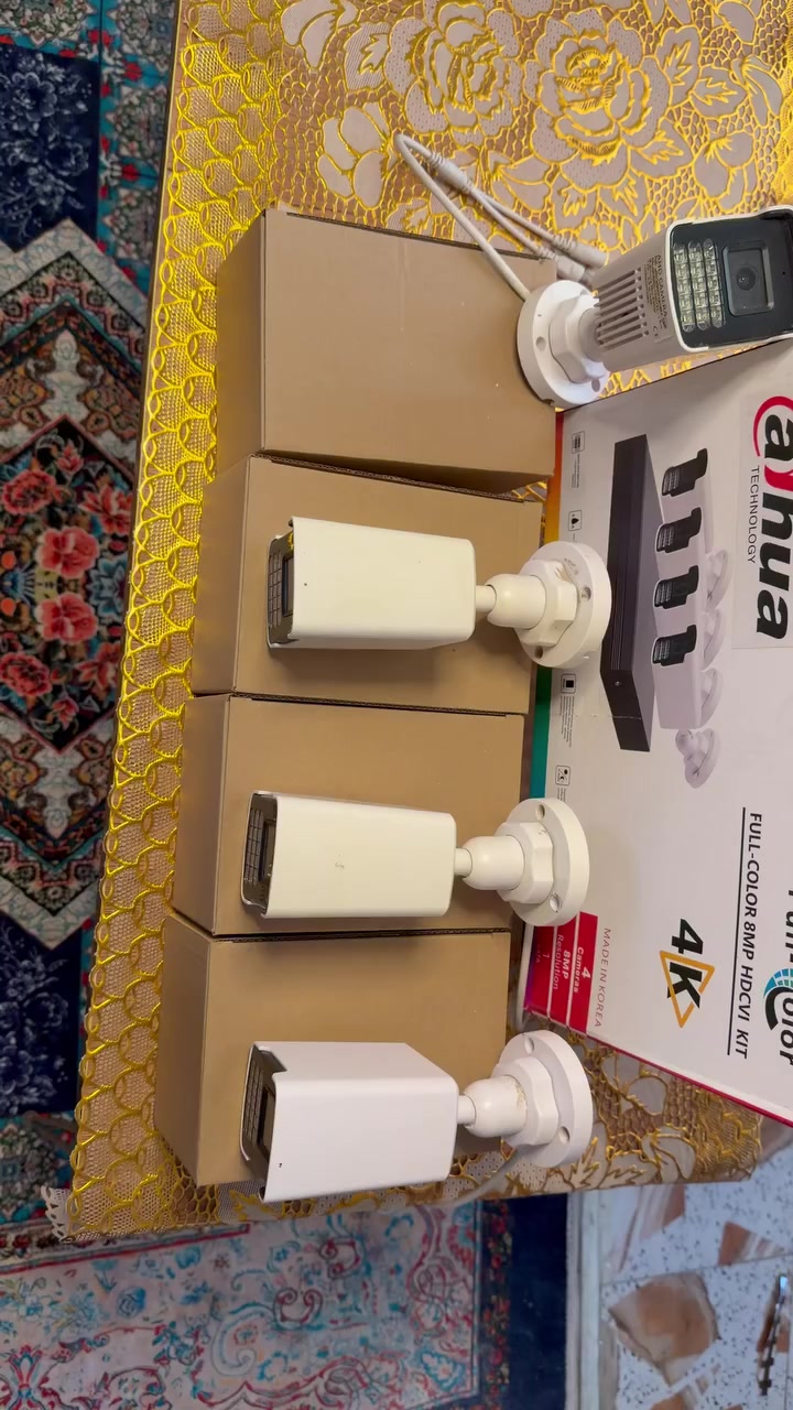 سلام عليكم سستم كامرات للبيع + دفي ار بدون هارد للبيع الكامرات ام 15 فلاش شغالات الفلاش للبيع السعر 60 وبيهن مجال مكاني الشعب 
*********** 
***********
