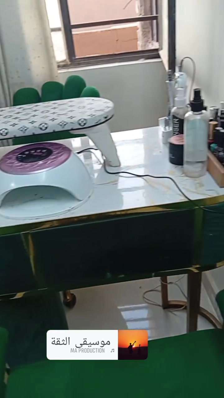 ميز هو وكراسي بس البيع 250


**إذا كنت صاحب هذا الإعلان وتريد حذفه لأي سبب، رجاءا أرسل رسالة إلى الدعم الفني**