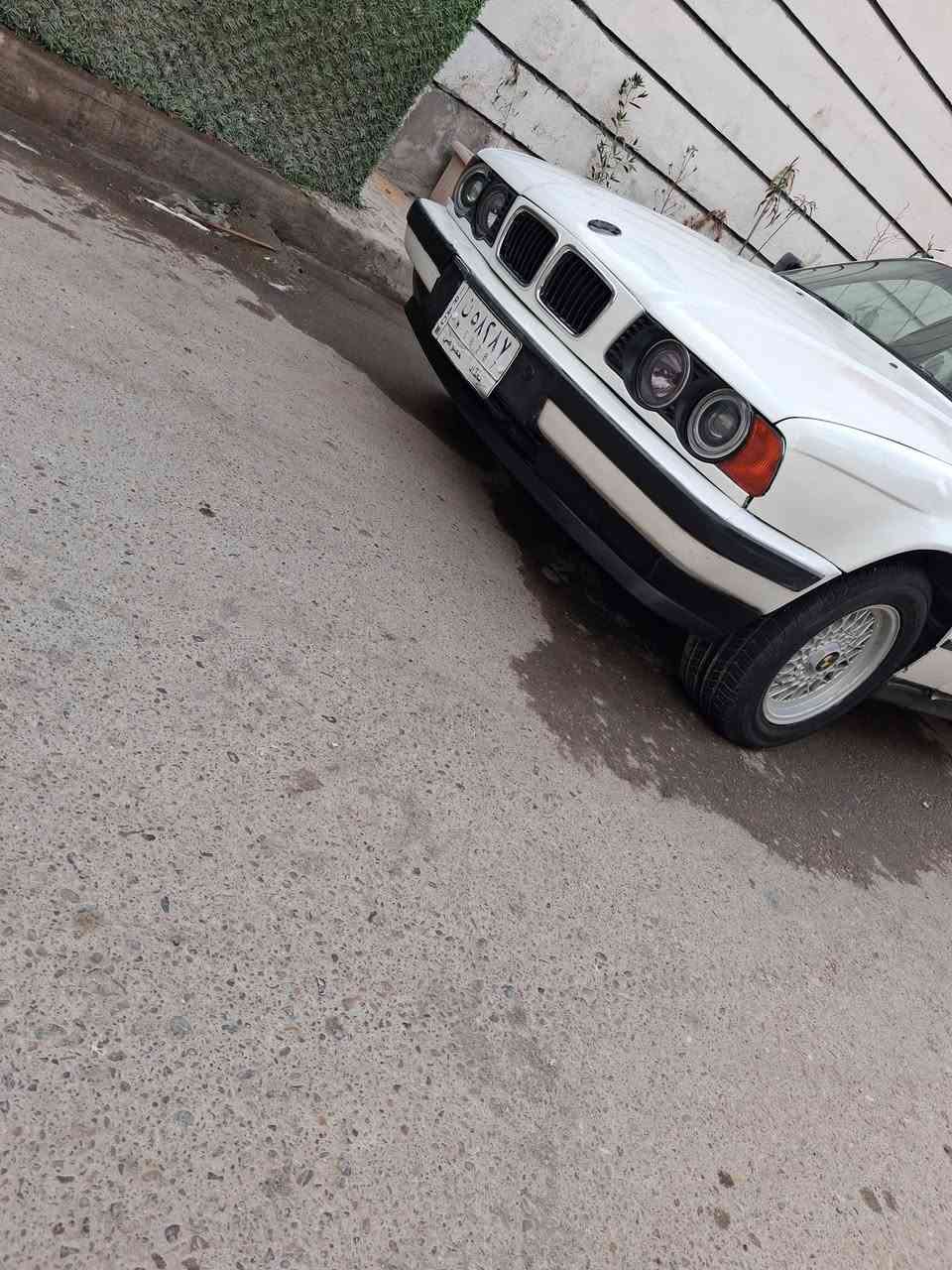 بي ام.  موديل.  ٩١. سيارة  نضيفة جدن مكفوله من. الظربه والكص مكينه     ٥٢٥. فانوس مسكر.  مكفوله كير مكينه. تخم تاير جديد  صدر امامي خلفي جديد  رقم.  بغداد. تحويل.  مباشر مكاني. الشعب.    السعر.   ٥٣.  وبيه.  مجال.  ***********
