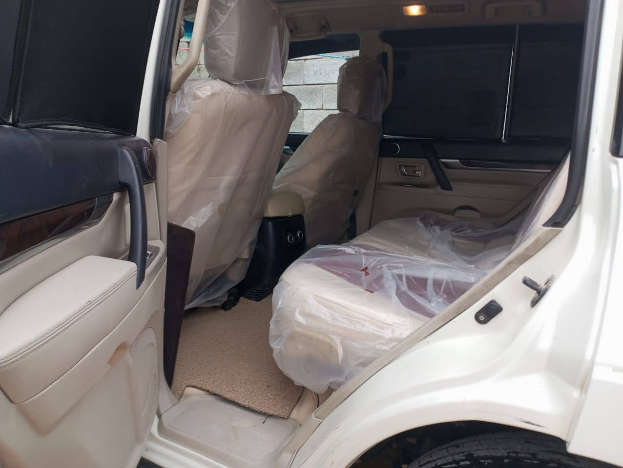 اقرئ المنشور قبل لاتصال
للبيع موديل 2010 تكمه وسنوية حبتور رقم بغداد الدولي وهز ه وسنويه كله اصدار جديد 2026 السياره مكفولة من الضربه والتبديل وصبغ والفتح بسمي شخصيأ امداور نفس اليوم مكان السياره نجف مناذره تقاطع غماس للا استفسار أكثر يرجى الاتصال على الرقم ***********
