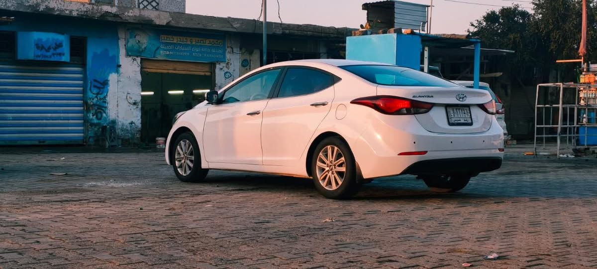 السلام عليكم الانتره 16خليجي  محرك دوش كير atرقم واسط تحويل مباشر *********** بيها صبغ شراي تصل ودلل
