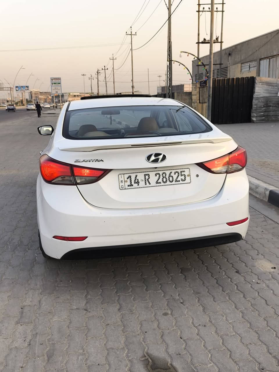 النترا خليجي 2016
فول موصفات محرك 1800 
رقم بصره الدولي باسمي تحويل ثاني يوم رقمي *********** سياره جاهزه برقي مابيه نقص جديد مكاني بصره
