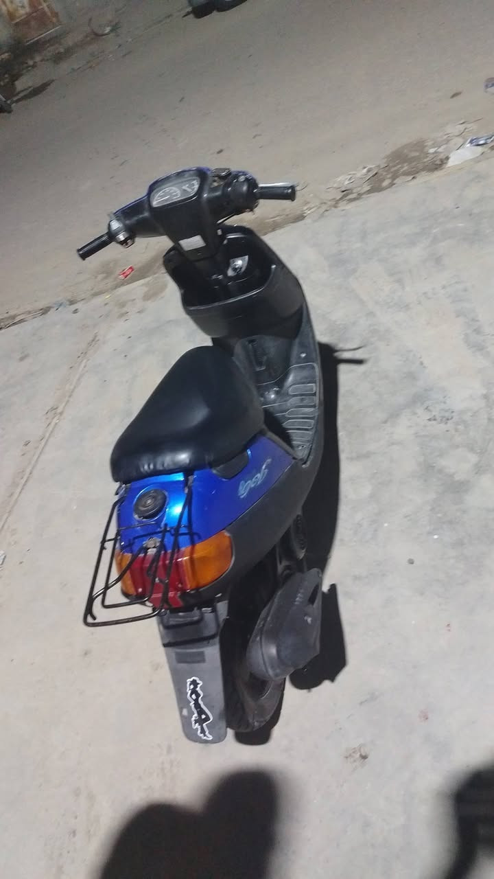 السلام عليكم شباب دراجه بترا نثيه دراجه جاهزه اول فتح له دراجه تخبل سلف هندر شاير بك لايت عالي ناصي كله شغل نقصه فقط باتري دراجه تخبل وناعمه سعره ٣٠٠ بيه مجال مكاني ناصريه مركز هذا رقمي *********** شراي يتصل وخادم انه
