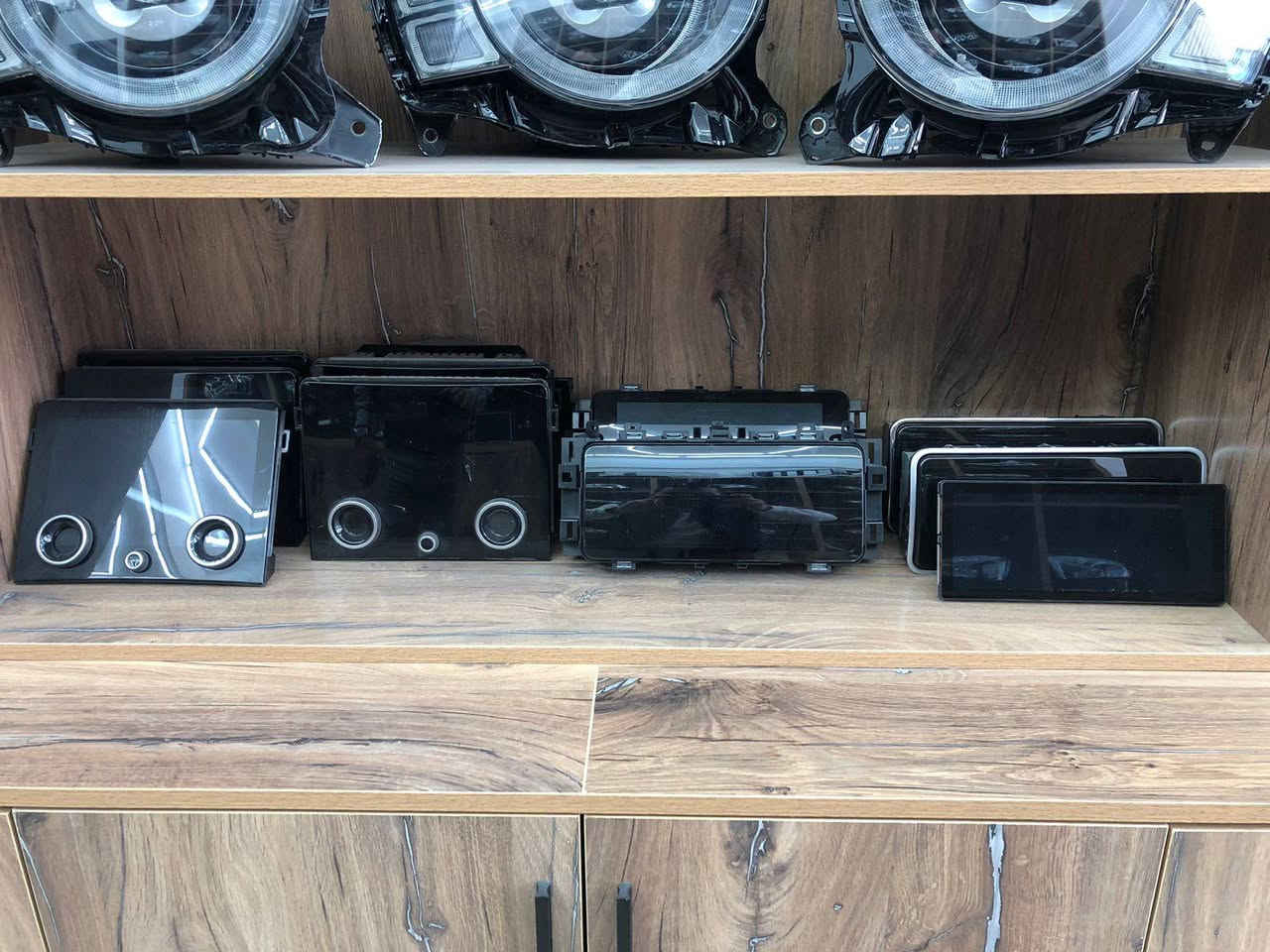 AUTO LAND
قطع غيار رانج روڤر 
معسكر الرشيد ـ مجمع المكارم 
***********
