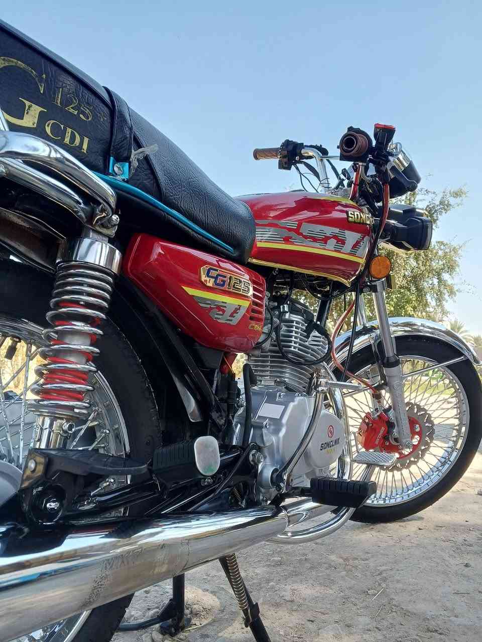 سلام عليكم ورحمه الله وبركاته:دراجه تايكر للبيع موديل (2025)السعر (750)وبيهه مجال دراجه كفاله عامه


**إذا كنت صاحب هذا الإعلان وتريد حذفه لأي سبب، رجاءا أرسل رسالة إلى الدعم الفني**