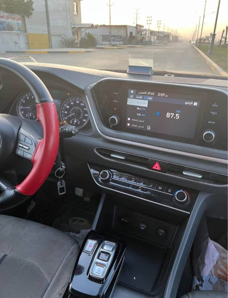 السلام عليكم... سوناتا 2020 امريكي
مكينه وكير جديد..  حجم 2500 تنفس طبيعي
جاهزه للاخير ترايك بصرة اربيل
تحكمات كروز سرعه.... بلوتوث شاشه كامره (اوتو هولد توقف ذاتي رادارات سايد بصمه حداديه 100%
 رقم معوقين كربلاء وكاله ثاني يوم باسمك 
ملاحظه..  المعوق متوفي واهله يسون وكاله والوكيل العام عنده وكاله عامه
**********
بيها ضربه صندوق... تبديل قبق سبير فقط لاشاصي ولا تكم..
السعر 129 سعر نهائي متواجد فيس واتصال ***********
مكان السياره بصرة ابي الخصيب...
