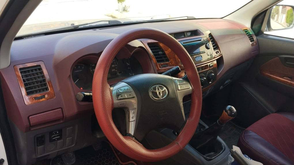 السلام عليكم للبيع تويوتا هايلوكس موديل 2012 كويتي رقم سليمانيه قباغ محرك مفتوح بس محرك سليمه بيه جم مكان بارد هزة سنوية جديده للحد 2028 سياره بسمنا  شرط تحويل وغرامة فول مواصفات 1/1 مكان سياره كركوك لمعرفة سعر اتصل على الخاص / *********** كركوك, العراق
