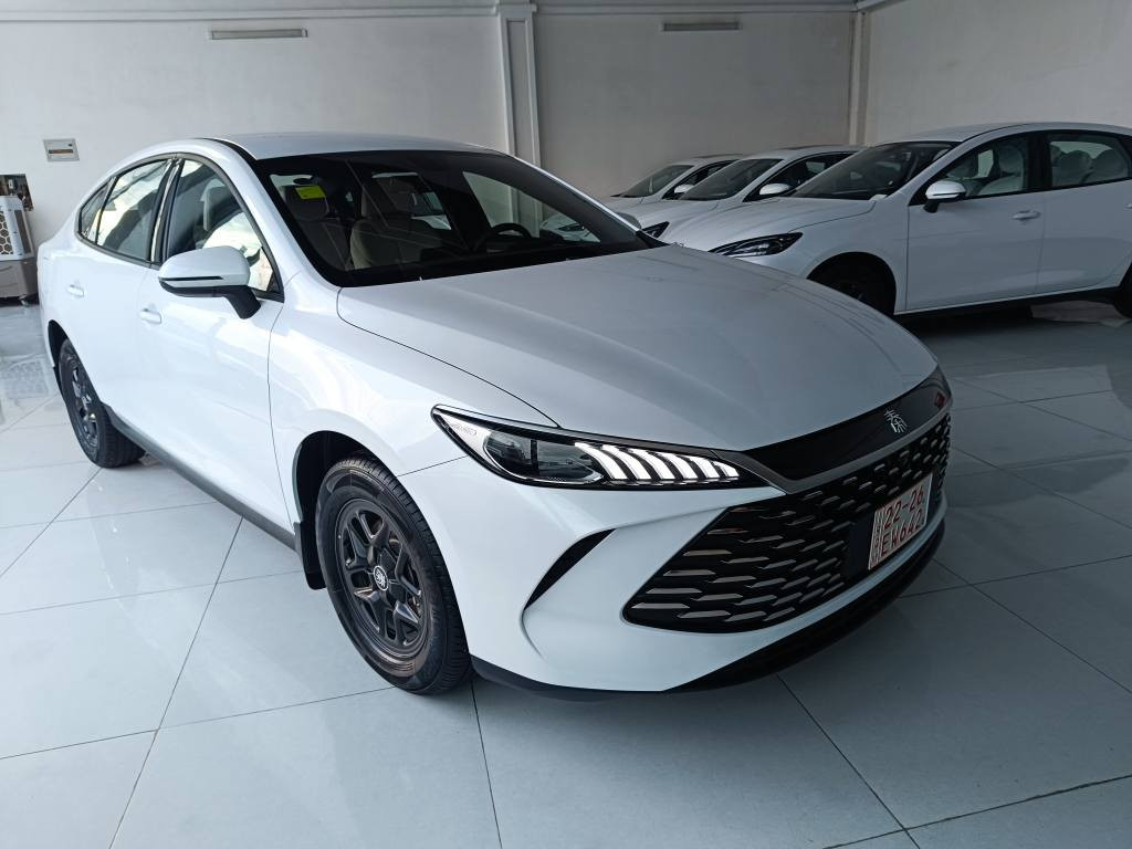 بي واي دي موديل  BYD Qin Plus 2025..هه رزانترين سعر 107$   
مواصفات.کارەبایی و بەنزین و هایبريد.
بصمة شاشةوكاميرا تانكي 65 لتري.ناوزه رد
2100 كم.دەڕوات.تحديدسورعه.لیدڤۆلیۆم.
***********واتس اب
***********
موجود في اربيل معرض چايناكارس أربيل, العراق
