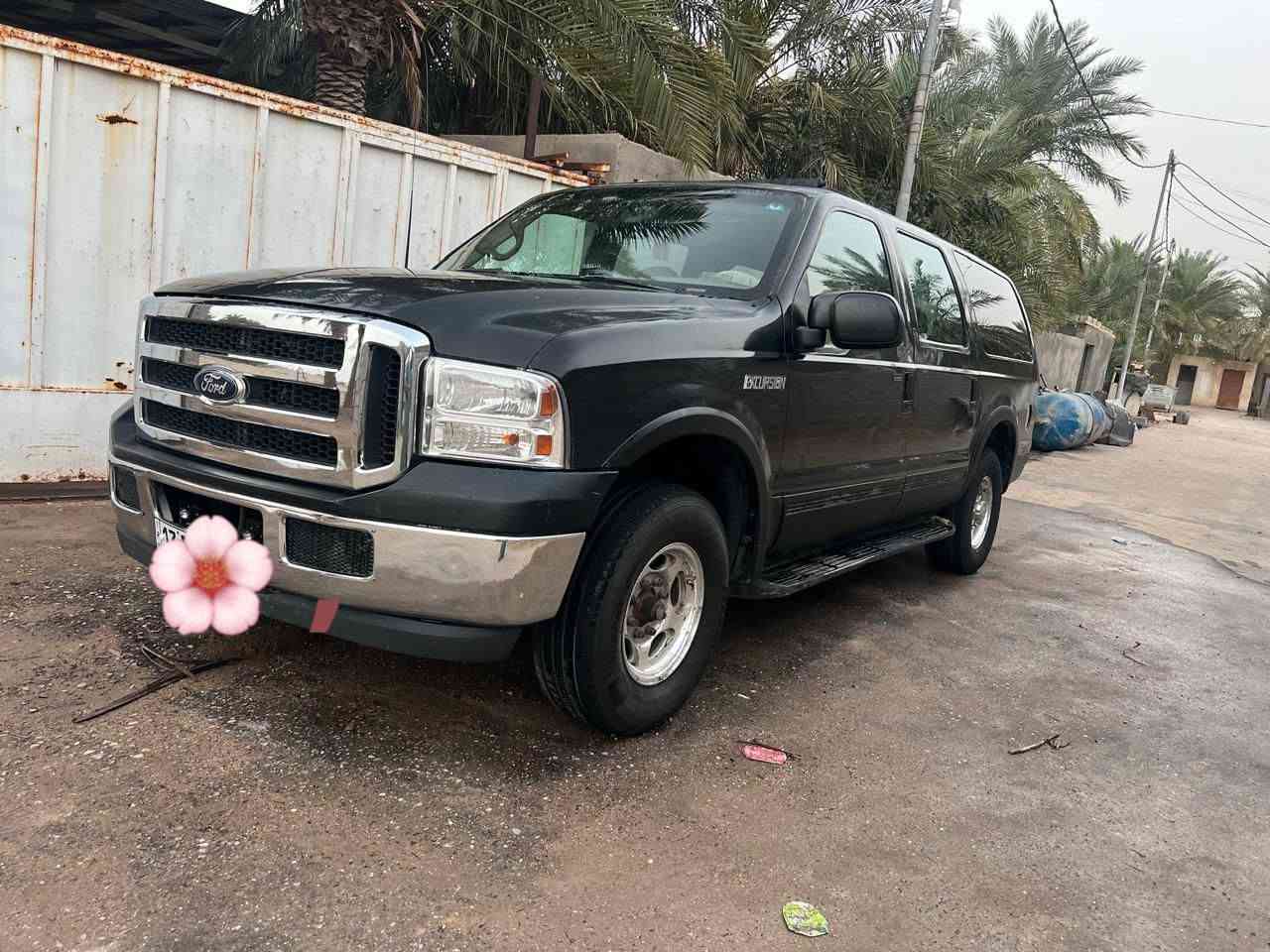 فورد 7راكب مديل 2000 مكينة 5300 الفينيةكير الف حدادية جديد تبريد ثلج تخم تاير كهربائياتهة  شغالة  دوشمة كشنات وارضية بانزين ومنضومة غاز رقم ميسان خصوصي مشروع وطني بسمي رقم جديد انكليزي مكان بصره سعر اتصل*********** اتصل***********
