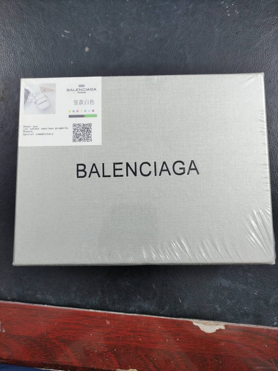 حقيبة ماركه بني سياگة كبس شركة السعر 35 مع التوصيل


**إذا كنت صاحب هذا الإعلان وتريد حذفه لأي سبب، رجاءا أرسل رسالة إلى الدعم الفني**