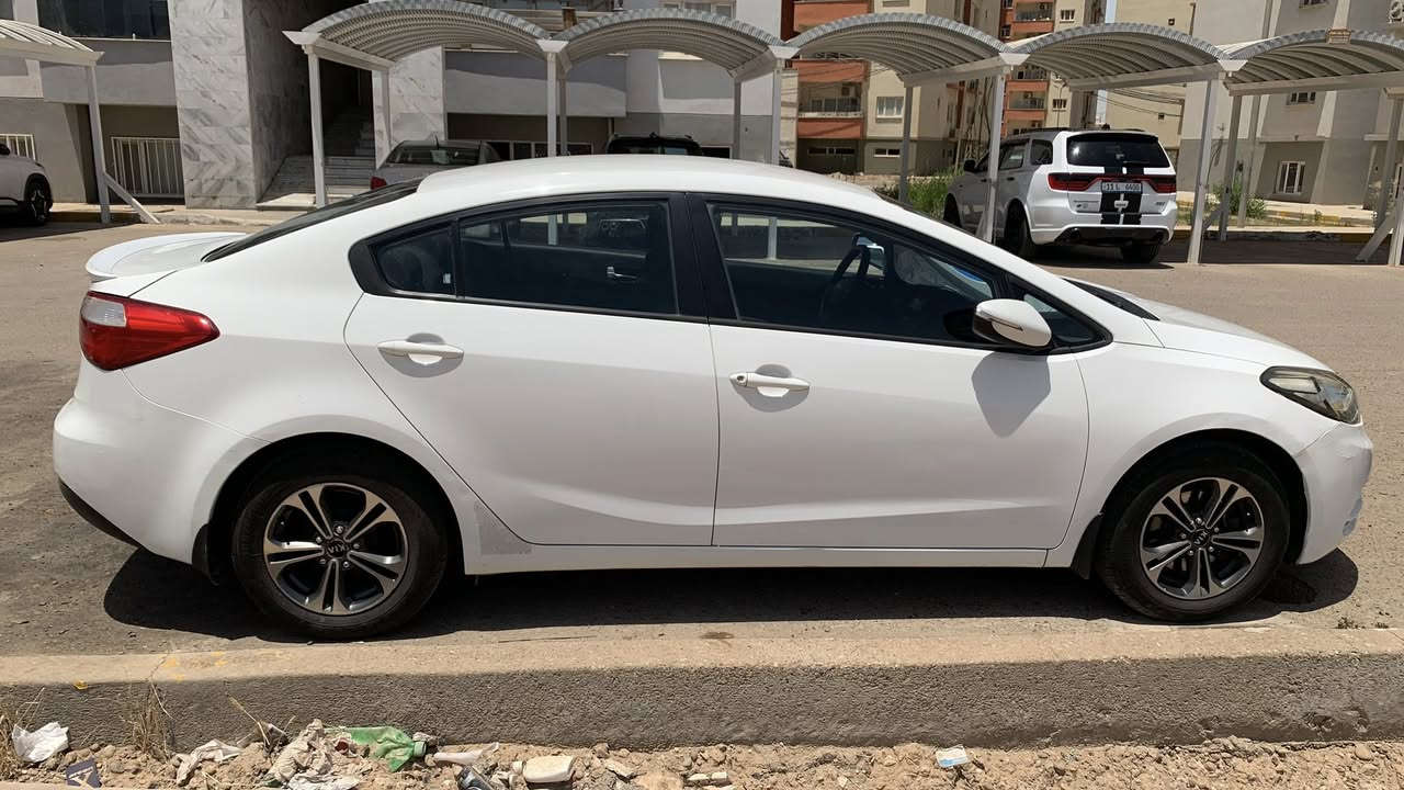 سيراتو خليجي موديل 2014 .. رقم بغداد انكليزي.. ماشية 198 الف قابل للزيادة.. محرك 2000 DOHC .. بيها بارد في الجاملغات الامامية مع صبغ شبر باب السائق ... السيارة جاهزة وسليمة صدر تخم تايرات محرك.. السعر 125 وبيها مجال
*********** واتساب

